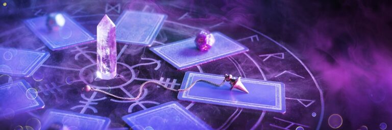Tarot: Moda czy zagrożenie?